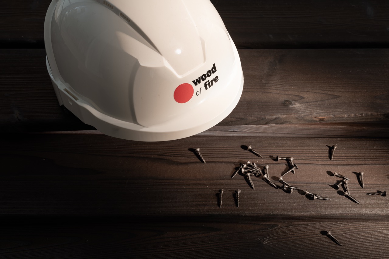 Installation de façades en bois et de terrasses